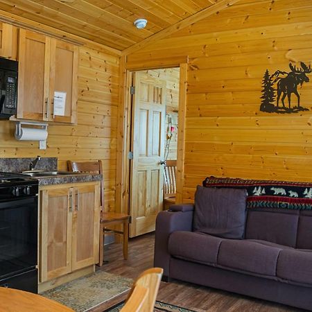 Bend-Sunriver Camping Resort Cottage 1 Bagian luar foto