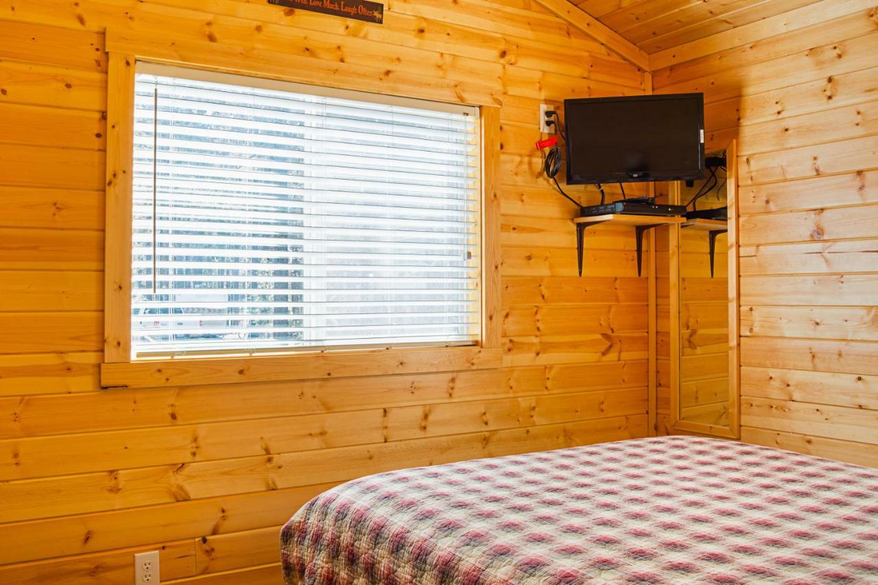 Bend-Sunriver Camping Resort Cottage 1 Bagian luar foto